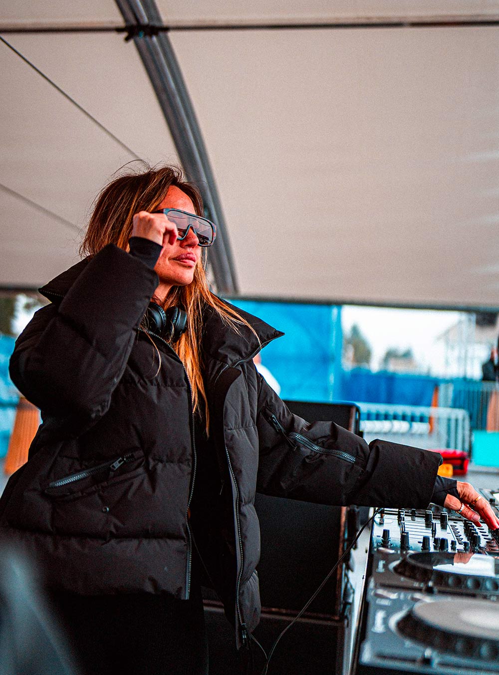 SnowVibe26 Sunday deborah de luca